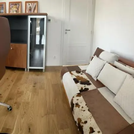 Deer Trail * Tatranská Lomnica