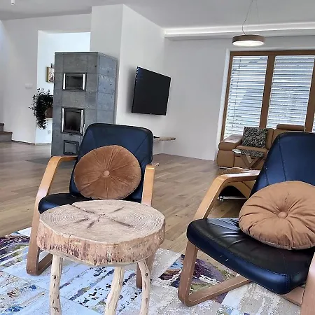 Deer Trail Tatranská Lomnica