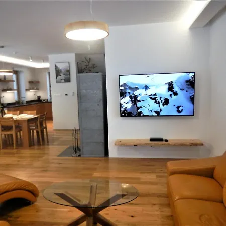 Deer Trail Chalet